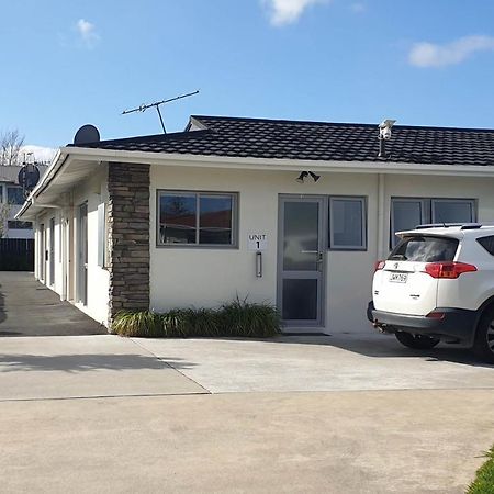 Rose Apartments Unit 6 Central Rotorua-Accommodation&Spa Esterno foto